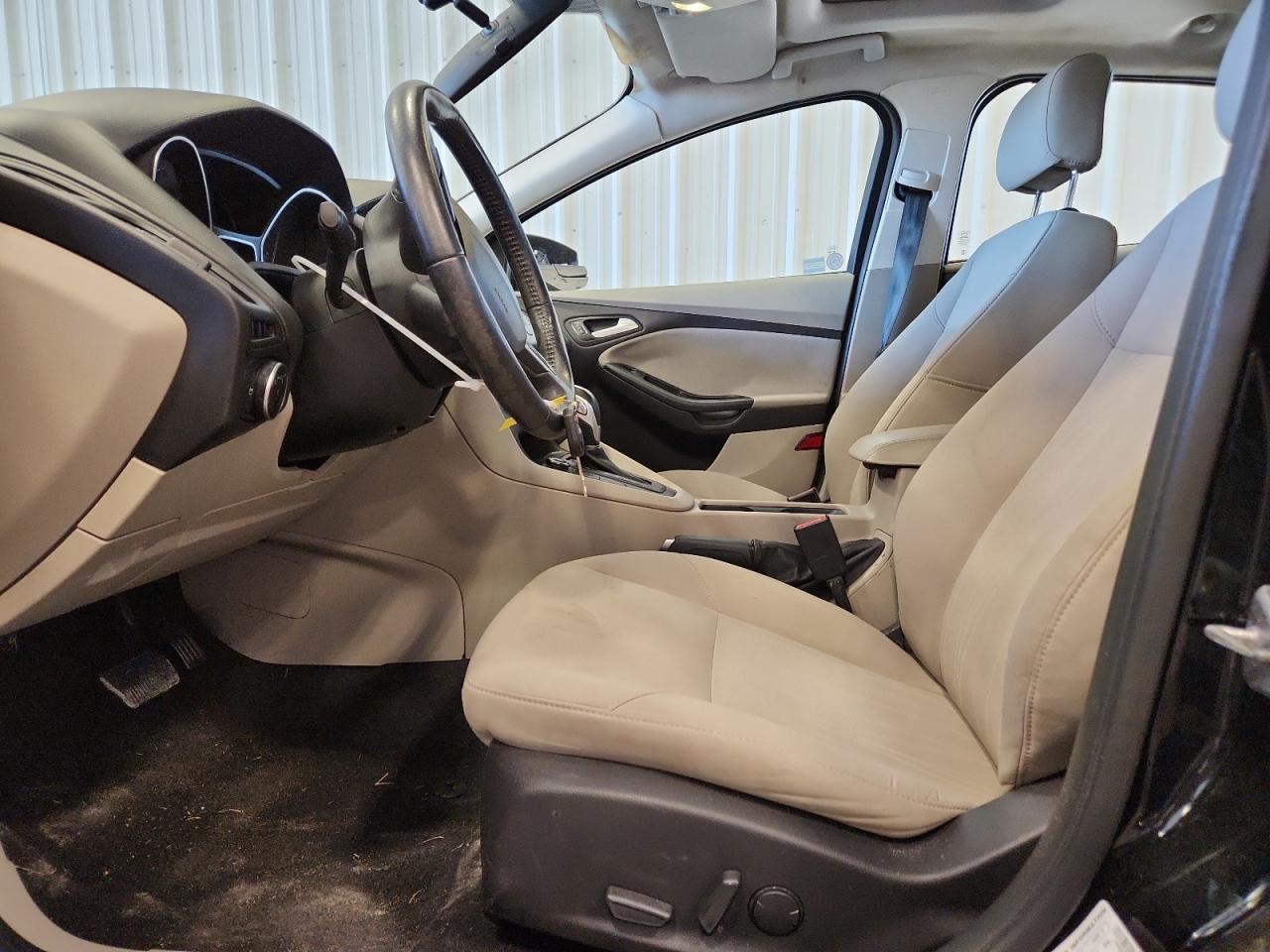 2016 Ford Focus Se VIN: 1FADP3F22GL313461 Lot: 81007815