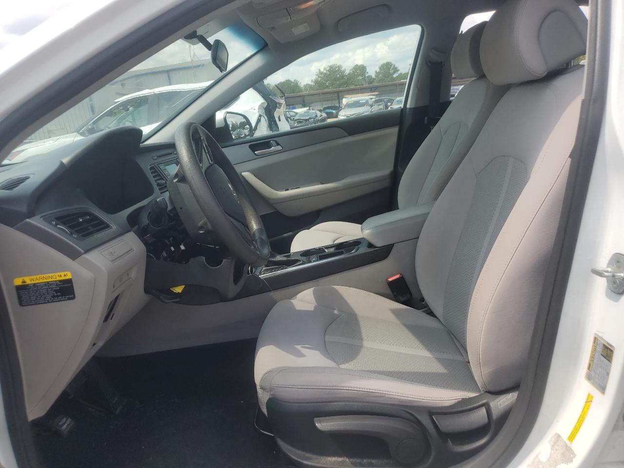 2015 Hyundai Sonata Se VIN: 5NPE24AF8FH006151 Lot: 70875955