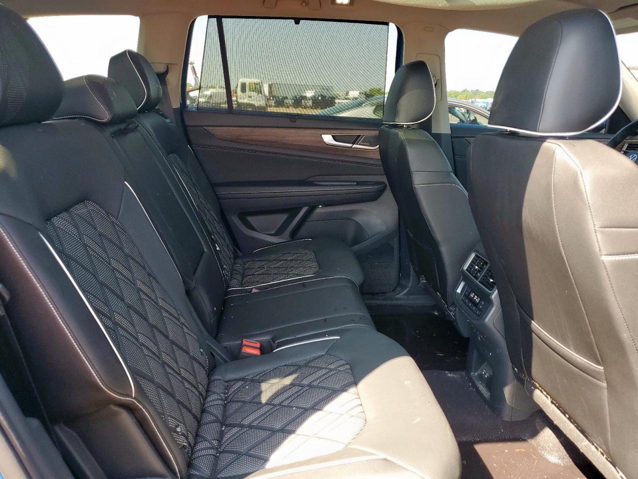 2025 Volkswagen Atlas Sel Premium R-Line VIN: 1V2FR2CA0SC510543 Lot: 72007895