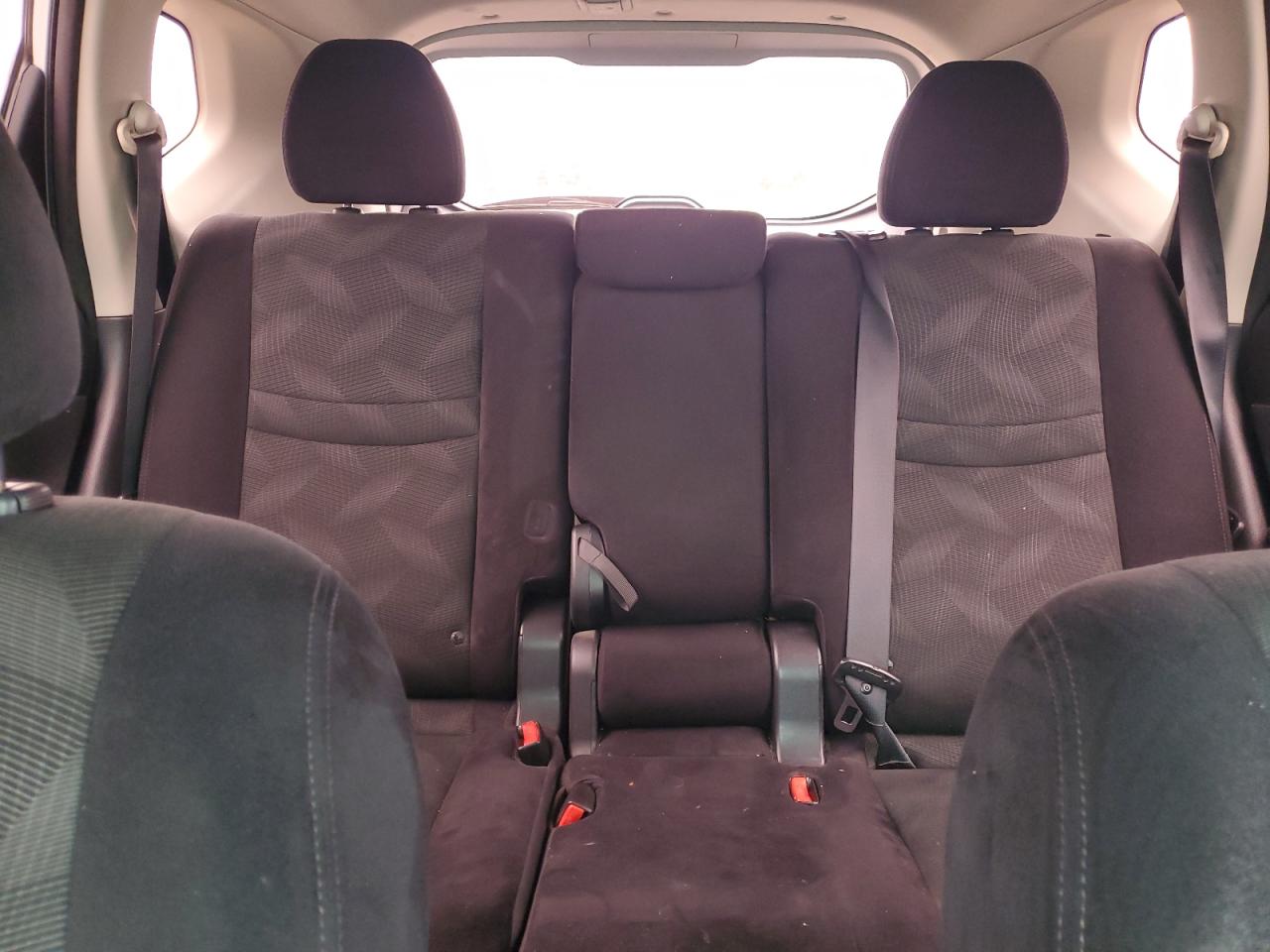 2015 Nissan Rogue S VIN: 5N1AT2MV1FC873238 Lot: 81427795