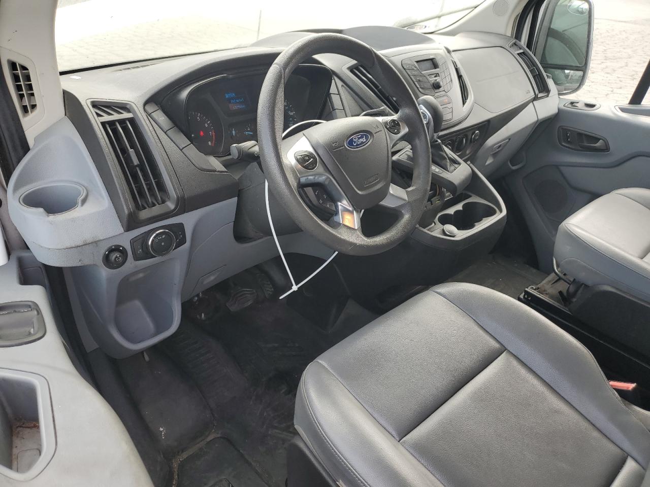 2019 Ford Transit T-250 VIN: 1FTYR2CM0KKA36233 Lot: 84524395