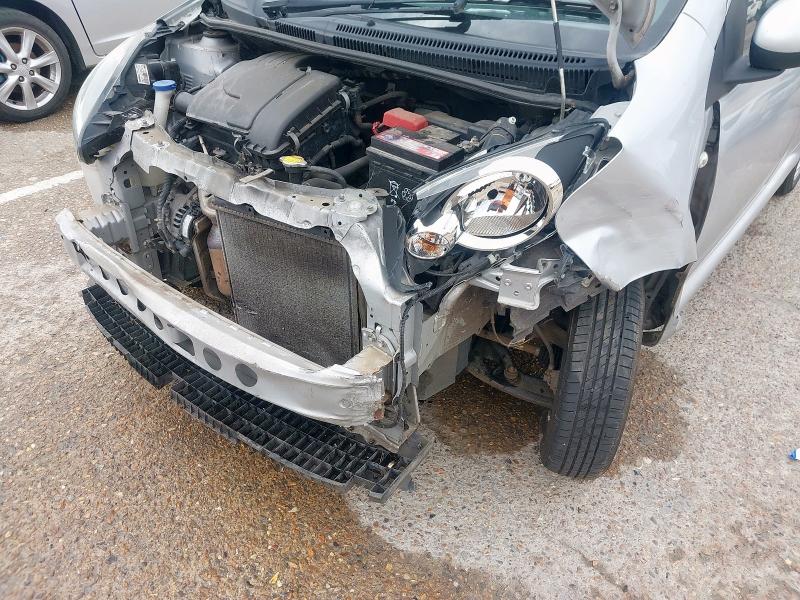 2010 TOYOTA AYGO PLATINUM VVT-I 
