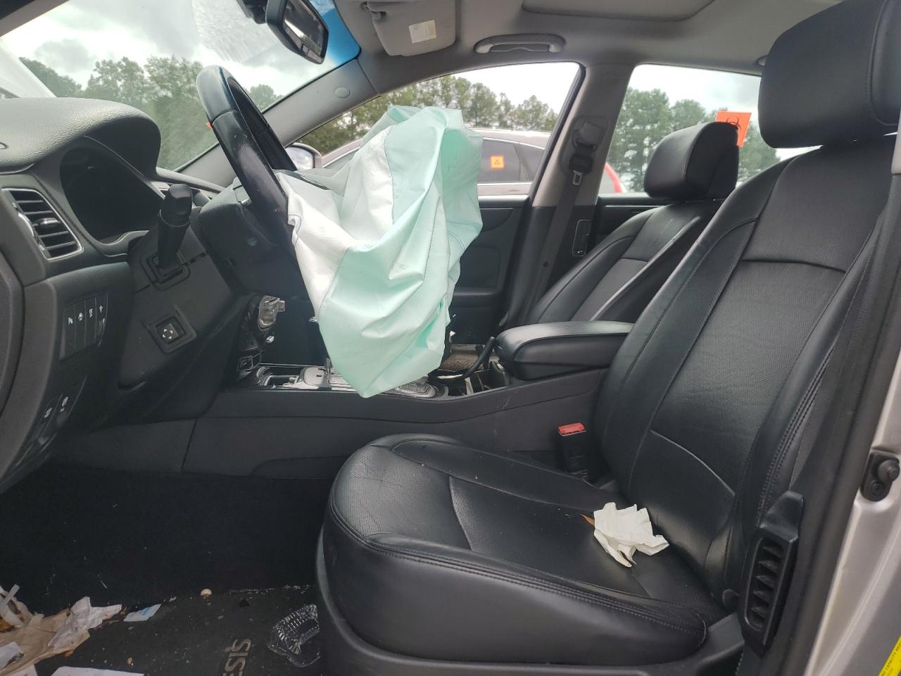 2013 Hyundai Genesis 3.8L VIN: KMHGC4DD6DU247611 Lot: 81786195