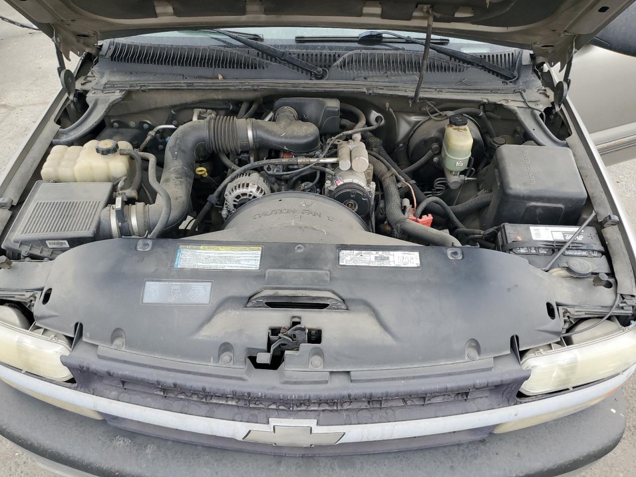 2000 Chevrolet Silverado C1500 VIN: 1GCEC14W9YZ357279 Lot: 81490685