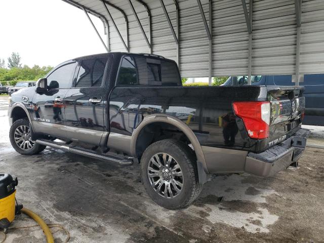 Pickups NISSAN TITAN 2016 Czarny