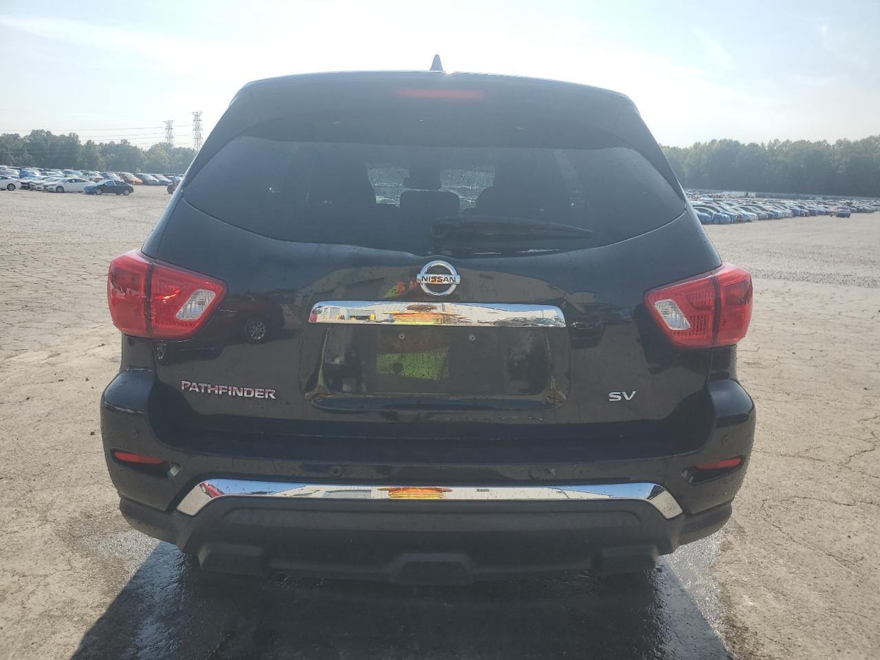 2019 Nissan Pathfinder S VIN: 5N1DR2MN3KC623957 Lot: 80469585