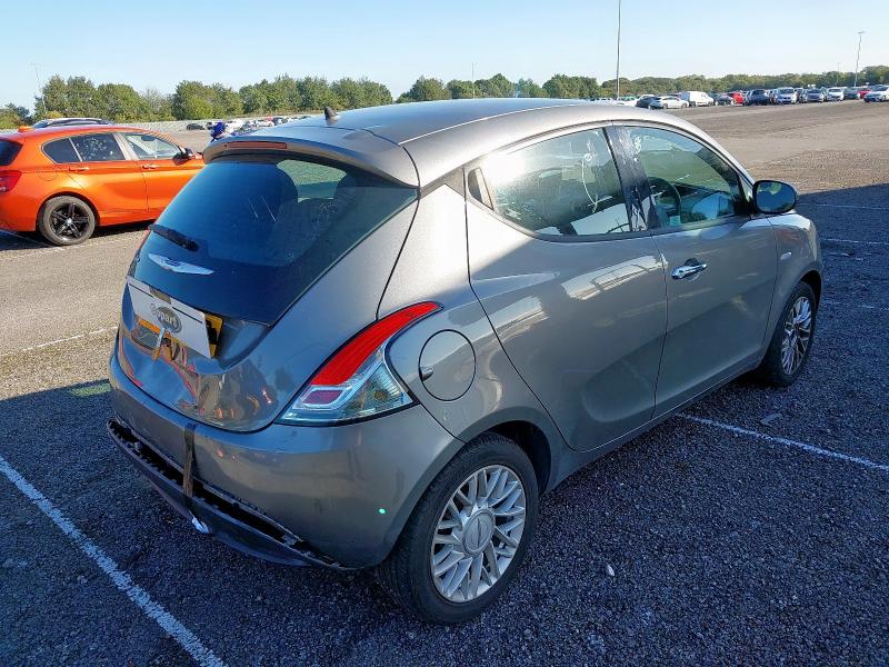 2014 CHRYSLER YPSILON SE 