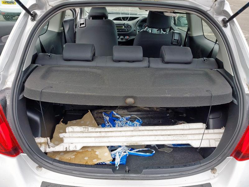 2015 TOYOTA YARIS 1.0 VVT-I ACTIVE 3DR