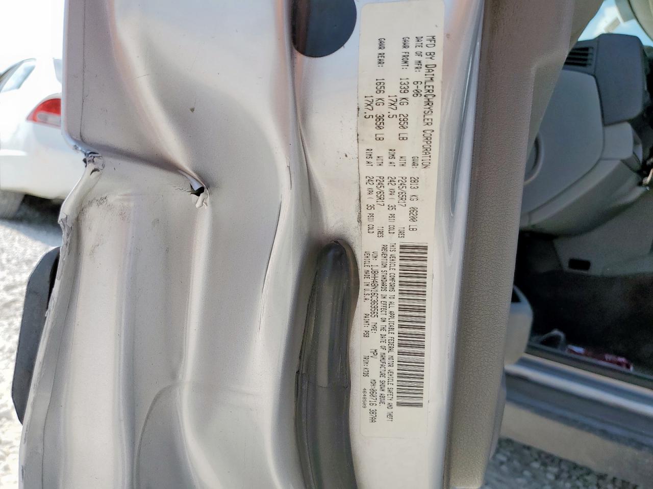 2006 Jeep Commander VIN: 1J8HH48N16C369565 Lot: 81430505