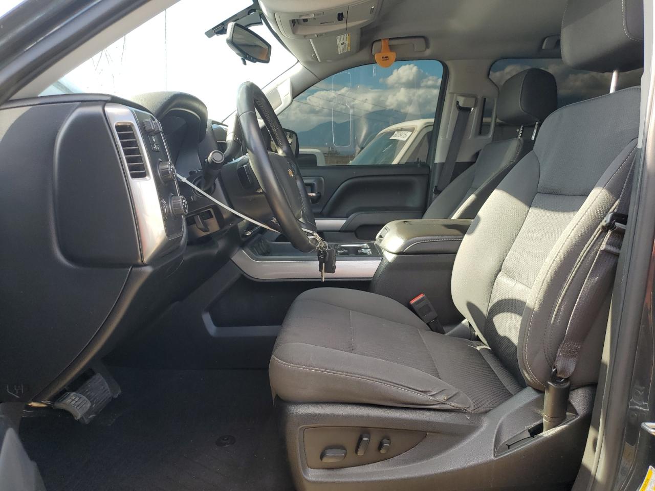 2018 Chevrolet Silverado K1500 Lt VIN: 3GCUKREC0JG493873 Lot: 81314975