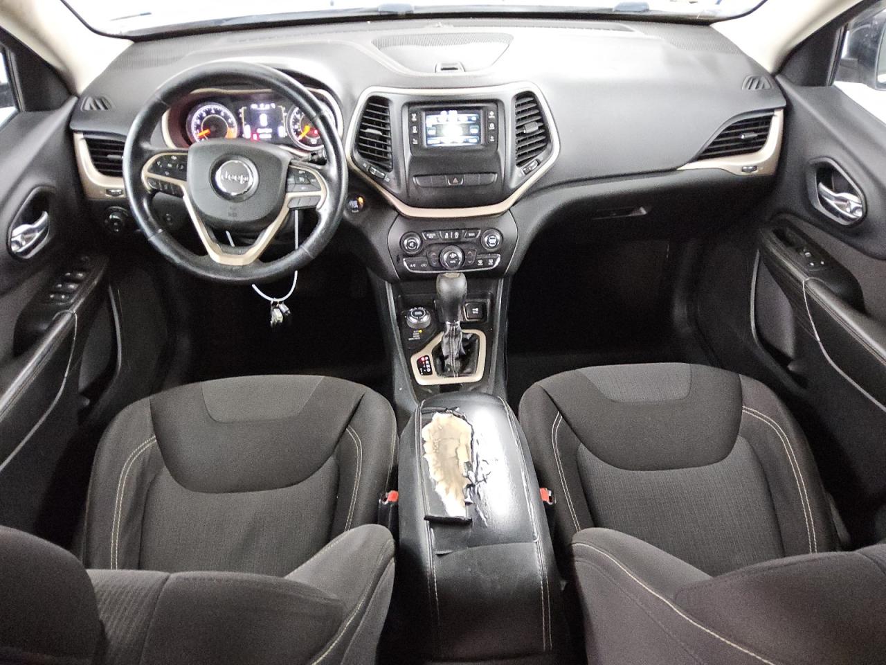 2015 Jeep Cherokee Latitude VIN: 1C4PJMCSXFW511060 Lot: 70560145