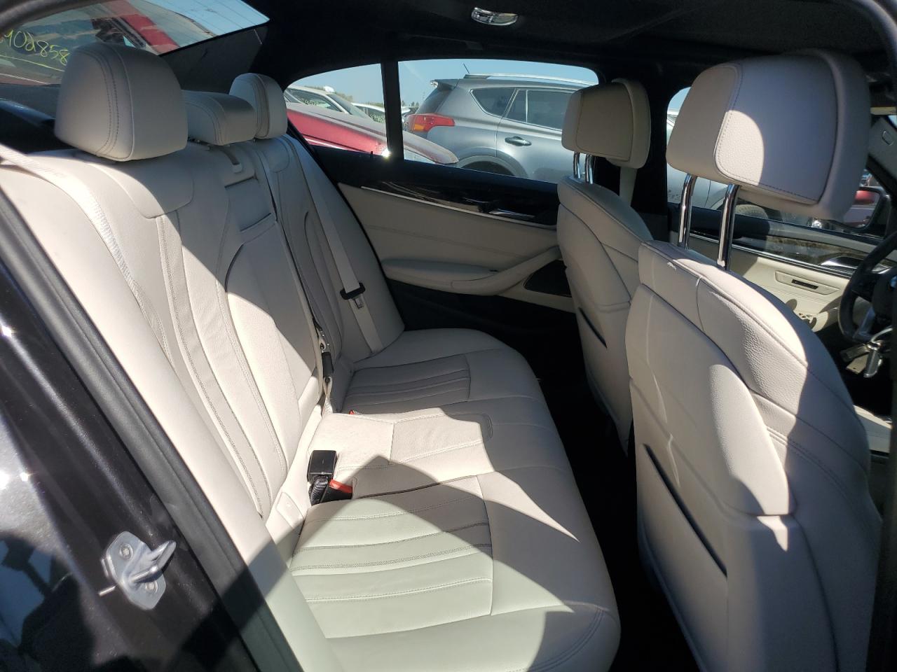 2019 BMW 530Xe VIN: WBAJB1C54KB376992 Lot: 81515765