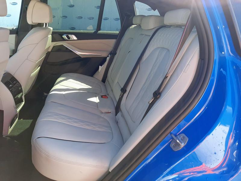 2025 BMW X5 M SPORT