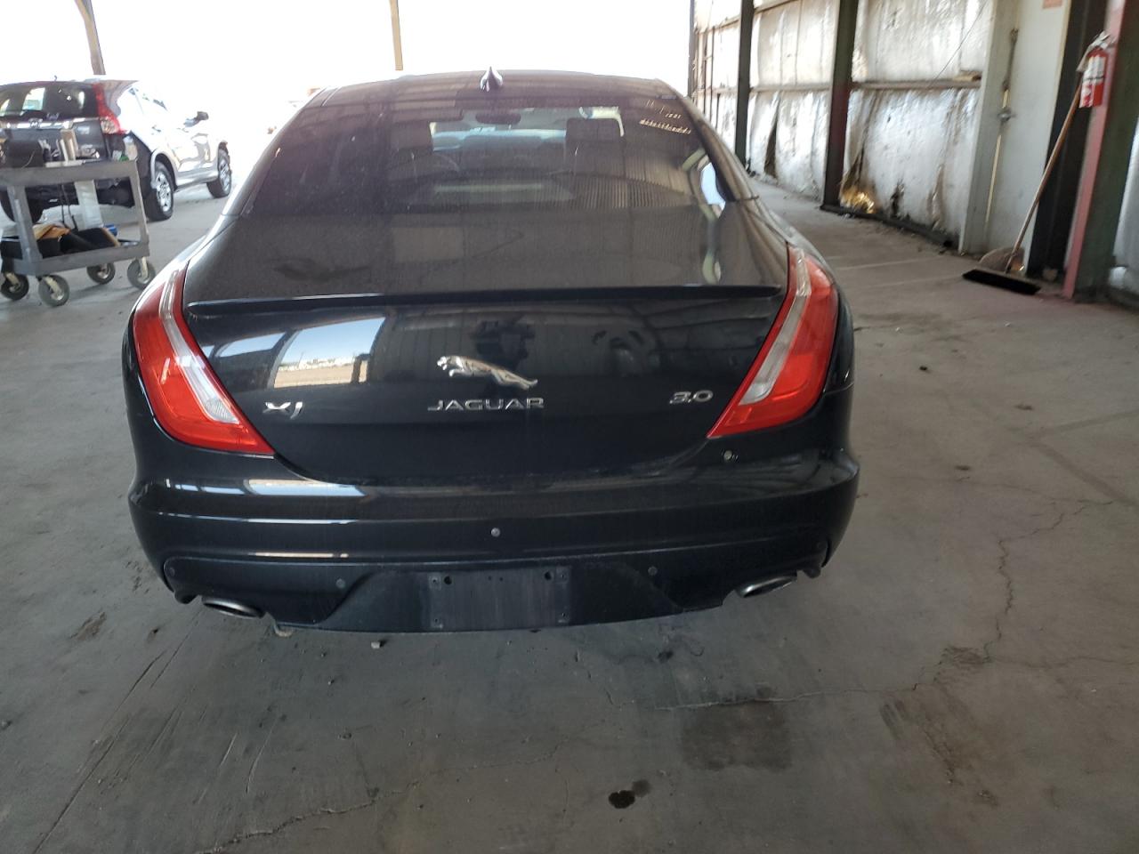 2018 Jaguar Xj R - Sport VIN: SAJWA1C77J8W14439 Lot: 71545825