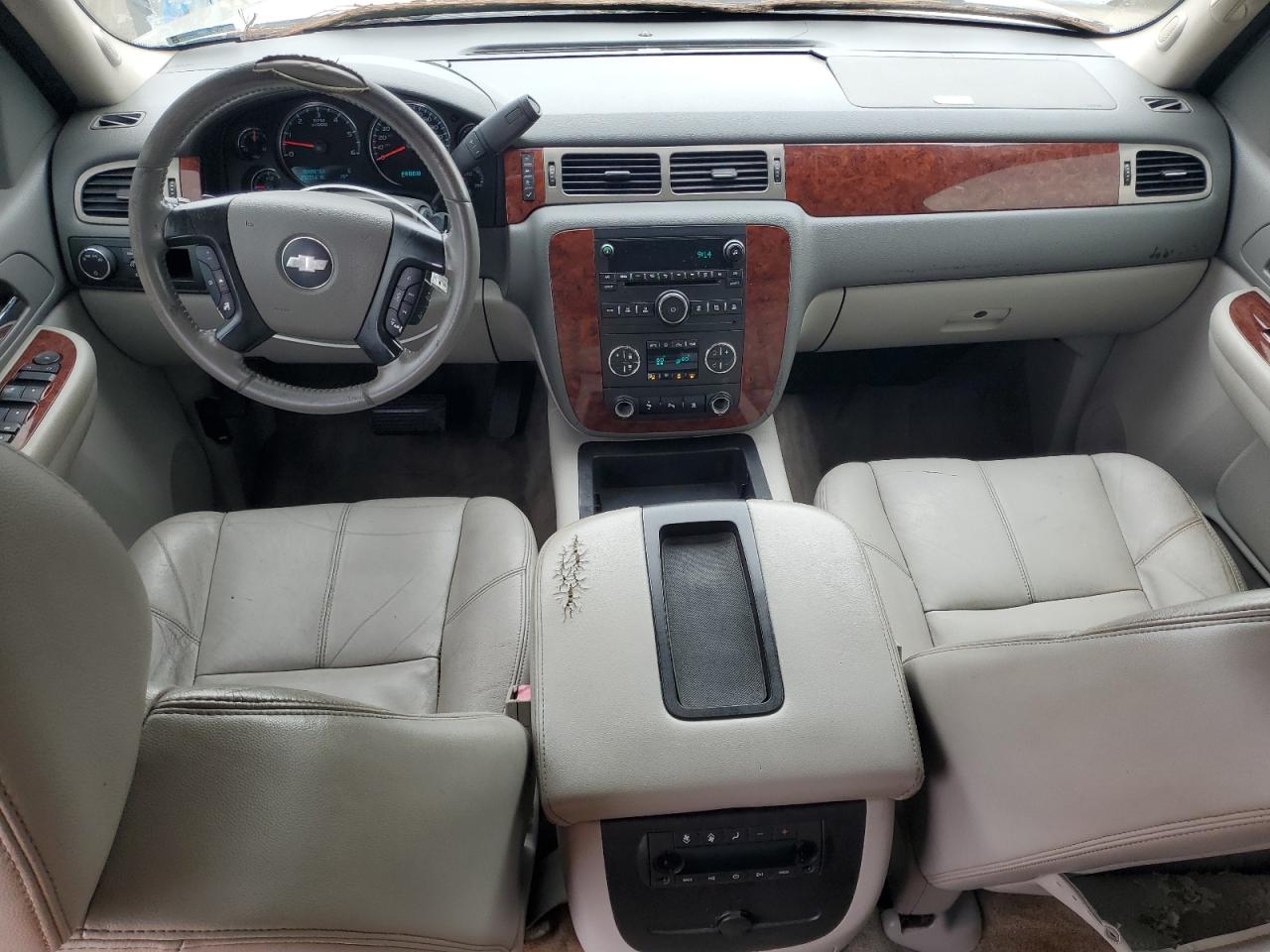 2009 Chevrolet Tahoe C1500 Lt VIN: 1GNEC23389R231646 Lot: 84576125