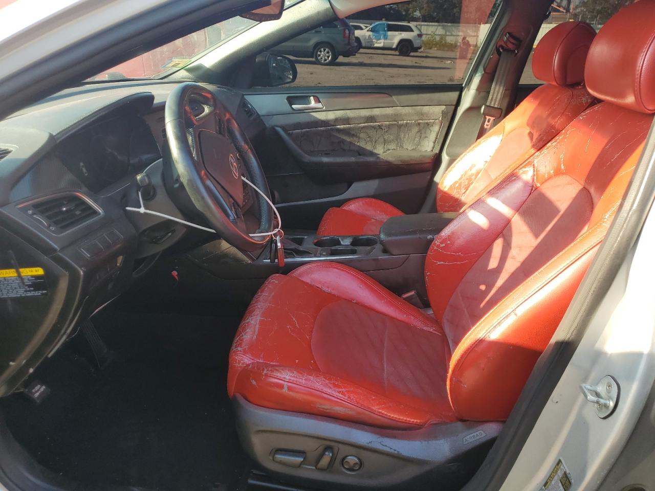 2015 Hyundai Sonata Sport VIN: 5NPE34AF0FH106161 Lot: 80067375