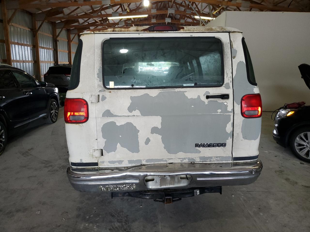 2002 Dodge Ram Wagon B3500 VIN: 2B5WB35Y92K109605 Lot: 81635945