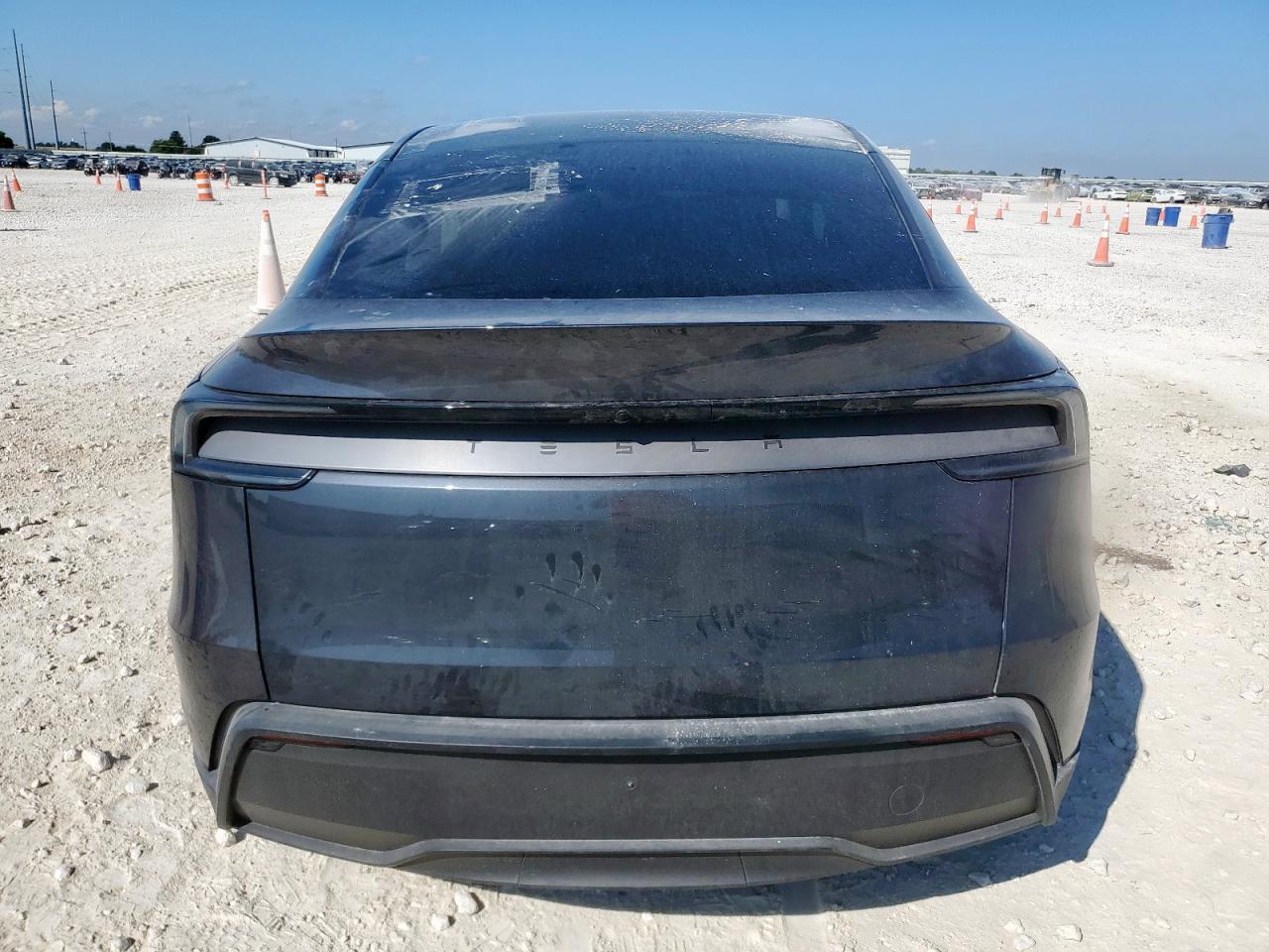 2026 Tesla Model Y VIN: 7SAYGDED1TA426481 Lot: 71752245