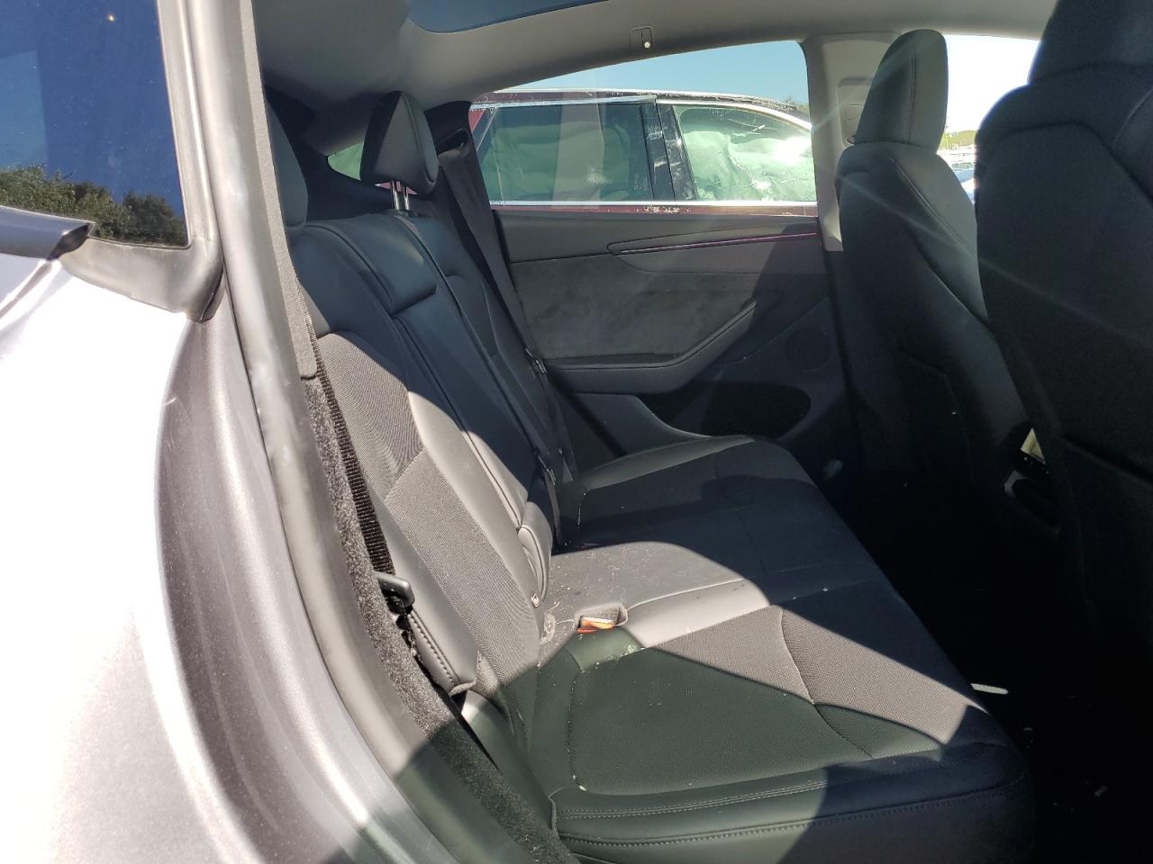 2026 Tesla Model Y VIN: 7SAYGDEE6TF326131 Lot: 71274055