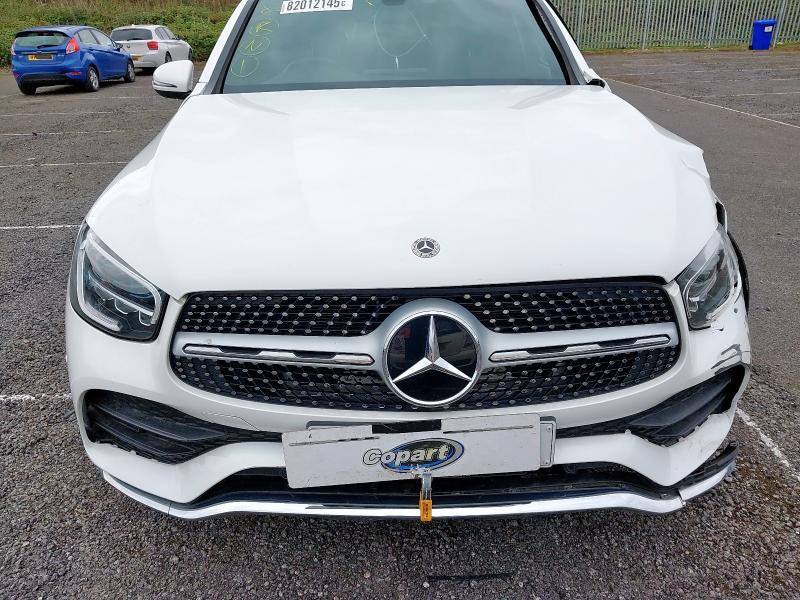 2021 MERCEDES-BENZ GLC 300 AMG LINE 4MATIC A 