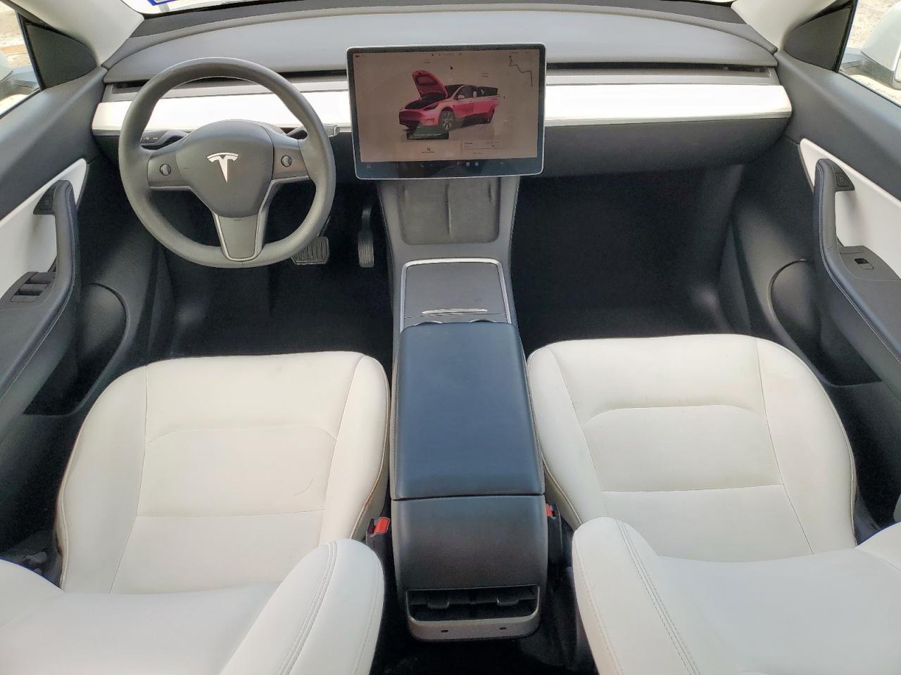 2022 Tesla Model Y VIN: 7SAYGDEE7NF354815 Lot: 81933395