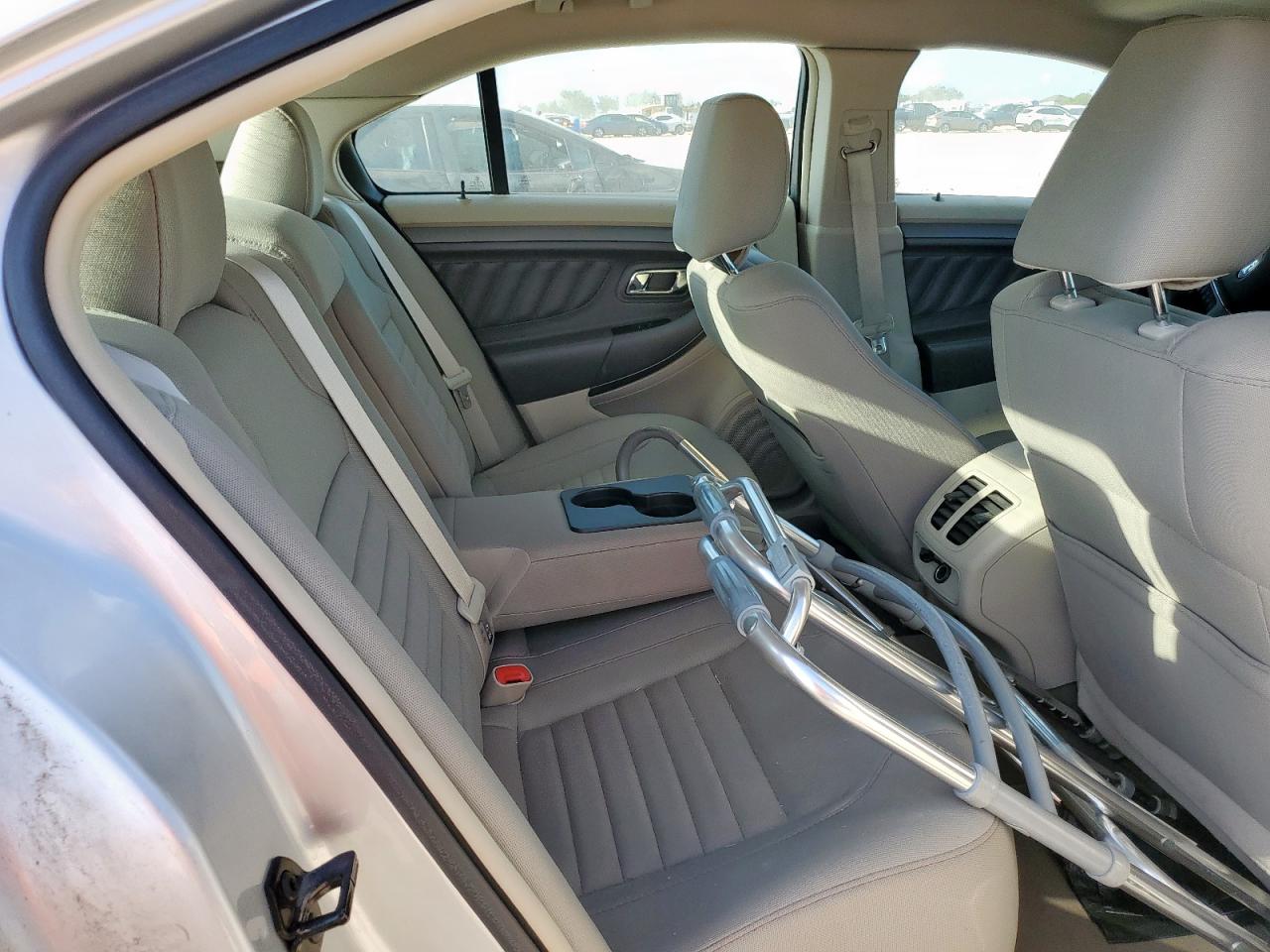 2010 Ford Taurus Se VIN: 1FAHP2DW5AG170765 Lot: 80505345