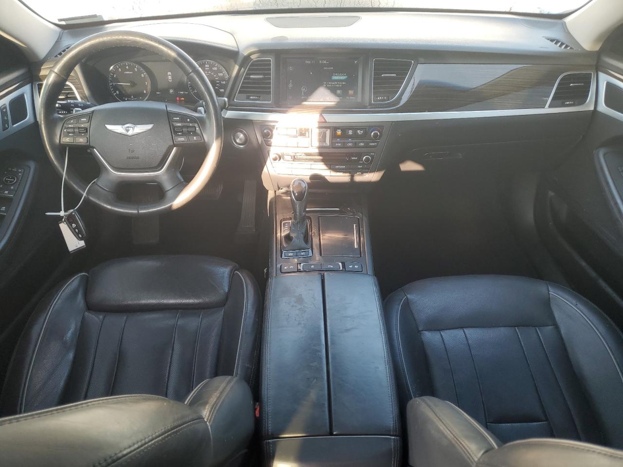 2015 Hyundai Genesis 3.8L VIN: KMHGN4JE0FU071052 Lot: 80308415