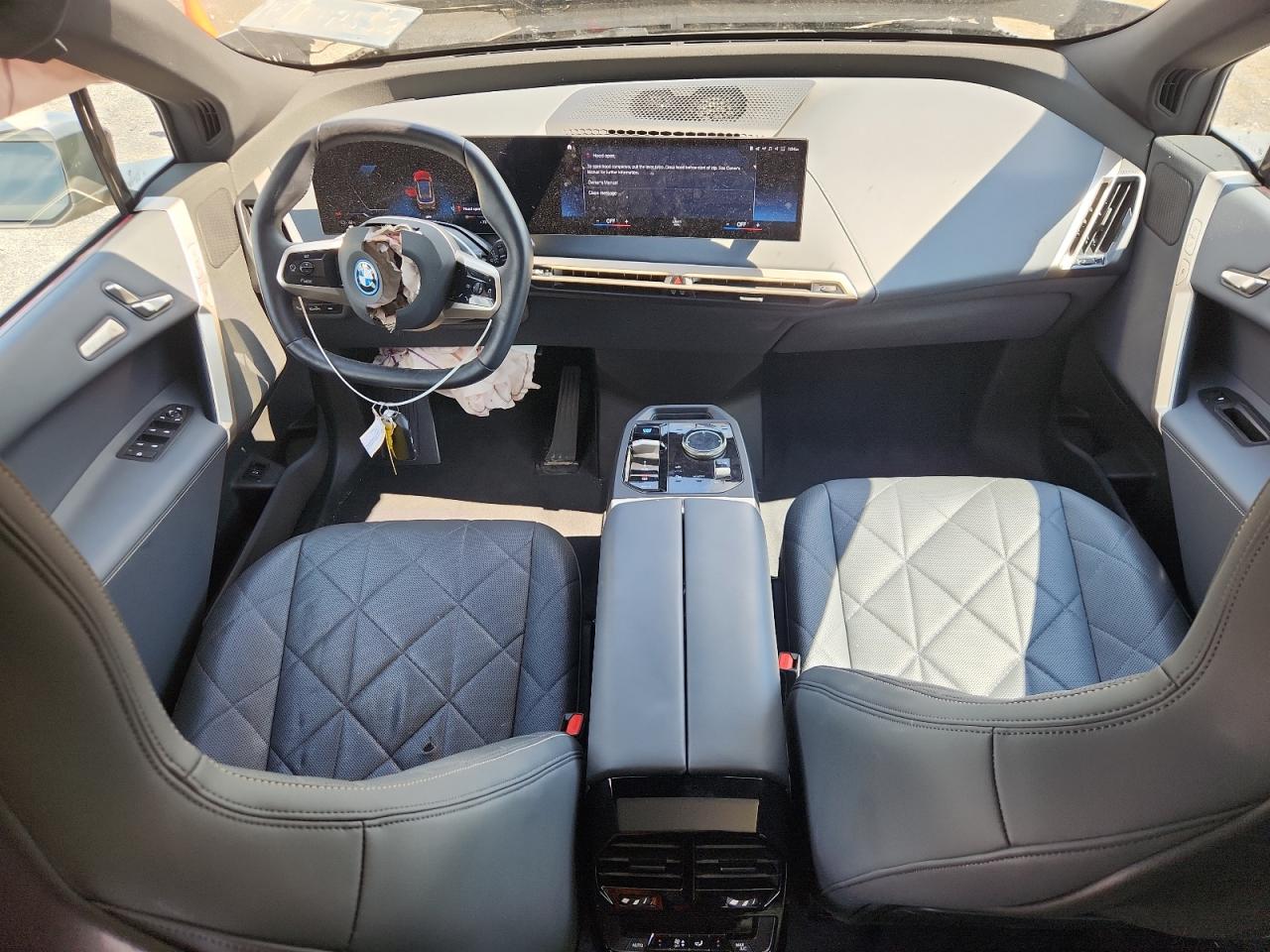 2023 BMW Ix xDrive50 VIN: WB523CF02PCL87552 Lot: 71236855