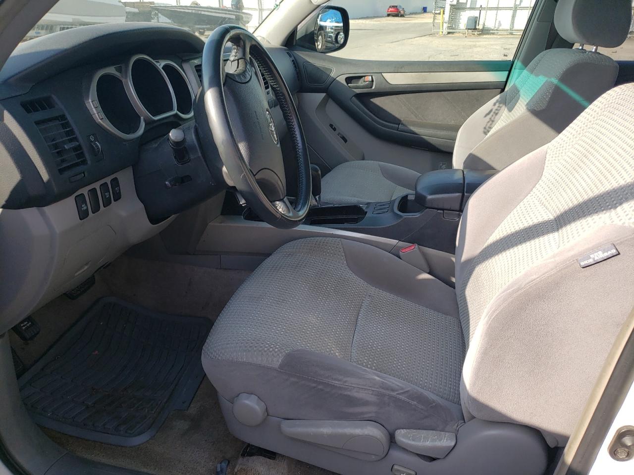 2004 Toyota 4Runner Sr5 VIN: JTEZU14R840041150 Lot: 82039515