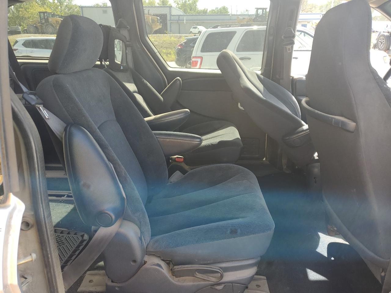 2003 Dodge Grand Caravan Sport VIN: 2D4GP44R83R380034 Lot: 83935415