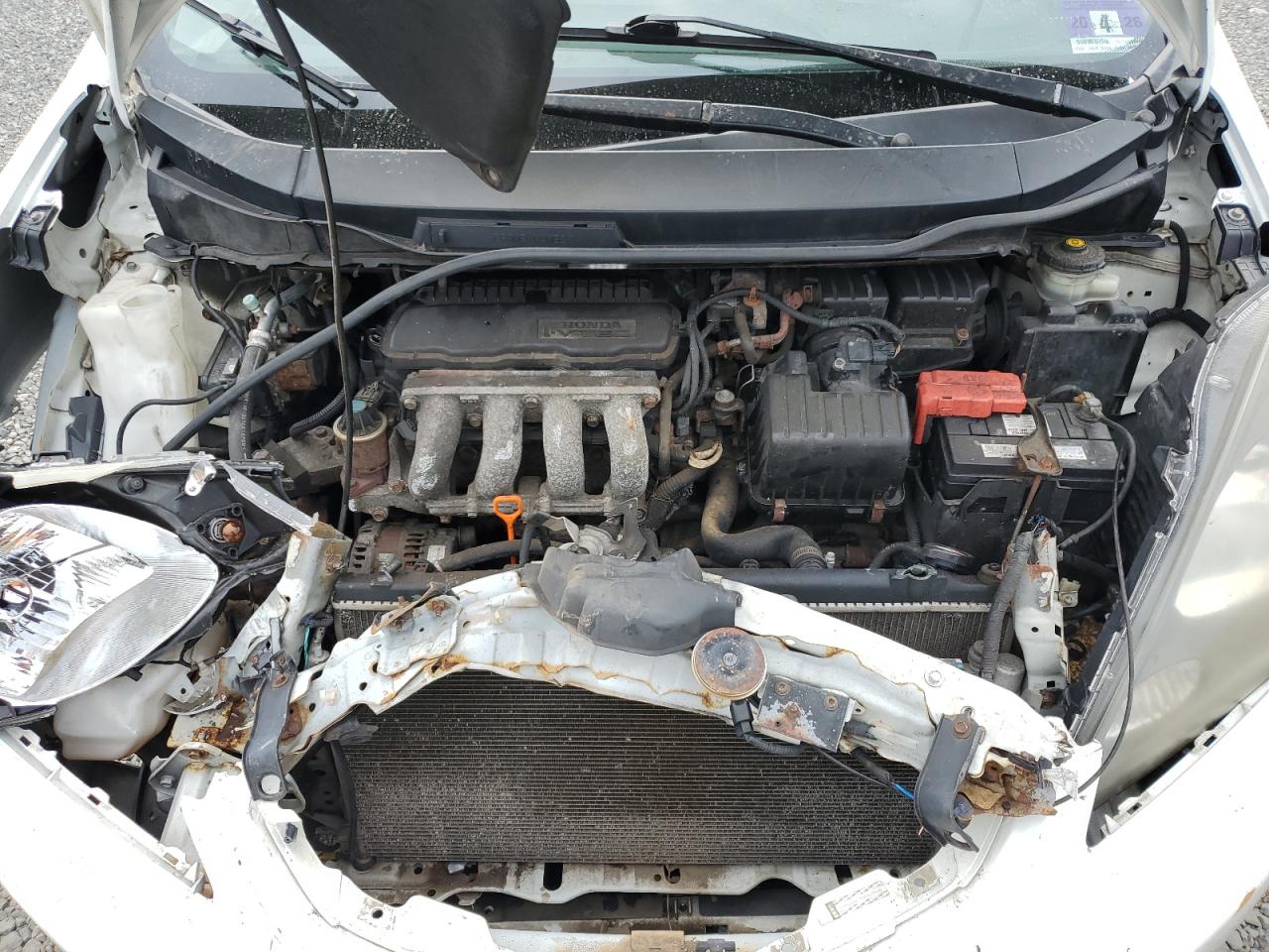 2010 Honda Fit VIN: JHMGE8H25AC037595 Lot: 83799495