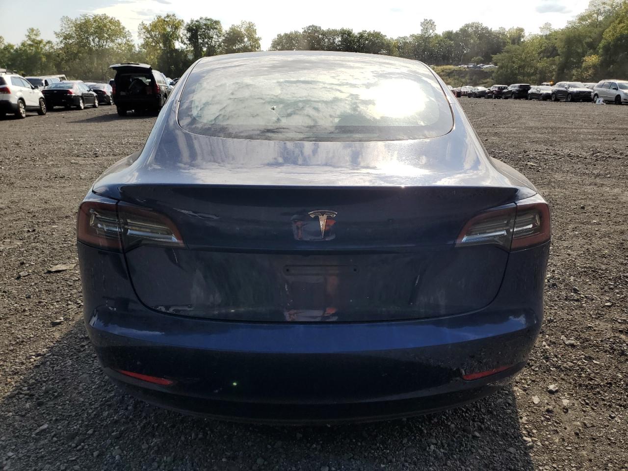 2022 Tesla Model 3 VIN: 5YJ3E1EAXNF303849 Lot: 71942075