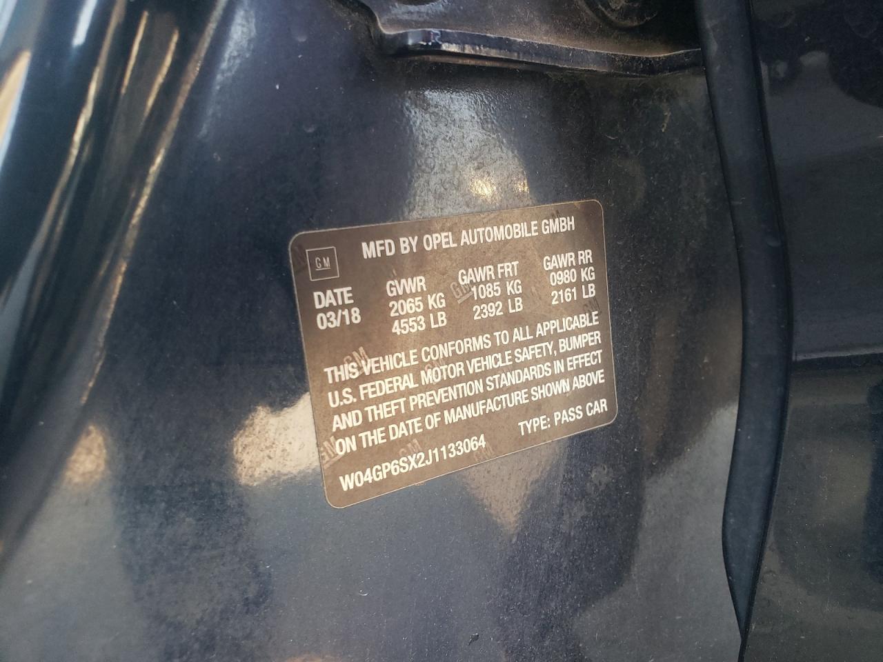 2018 Buick Regal Essence VIN: W04GP6SX2J1133064 Lot: 81138685