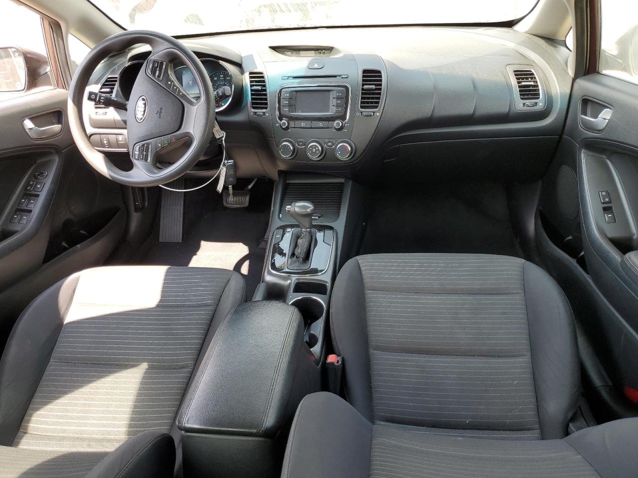 2017 Kia Forte Lx VIN: 3KPFL4A75HE013351 Lot: 70925875