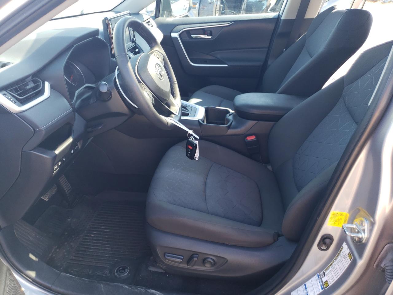 2022 Toyota Rav4 Xle VIN: 2T3P1RFV1NC294712 Lot: 80331705