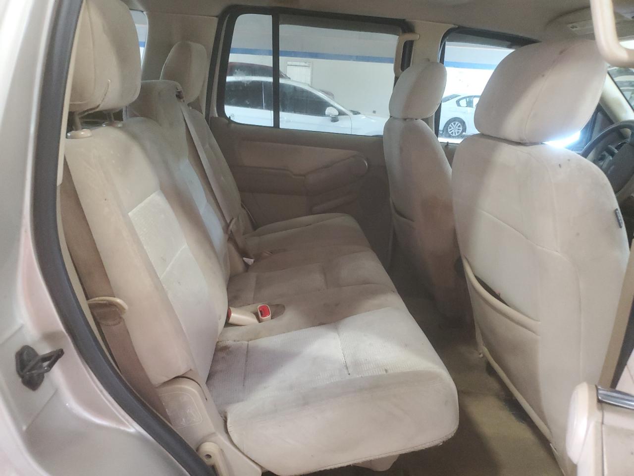 2007 Ford Explorer VIN: 1FMEU63E17UA41935 Lot: 81816145