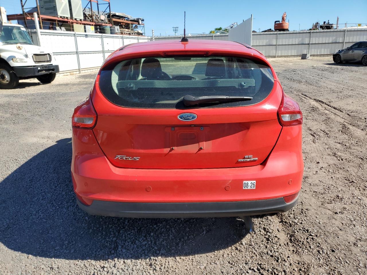 2015 Ford Focus Se VIN: 1FADP3K20FL361755 Lot: 81971605