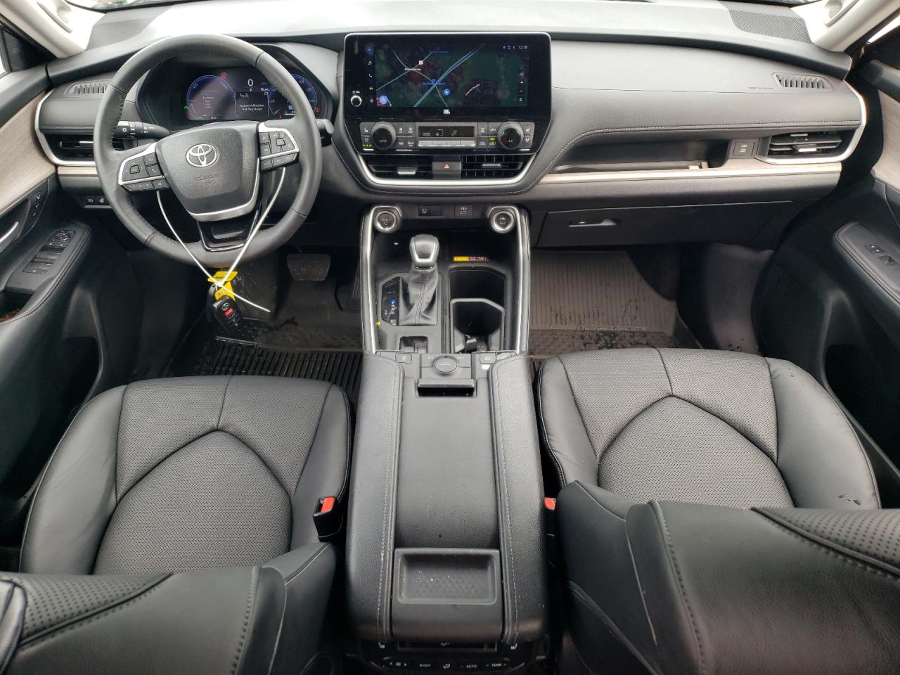 2025 Toyota Grand Highlander Le VIN: 5TDACAB52SS036153 Lot: 84177725