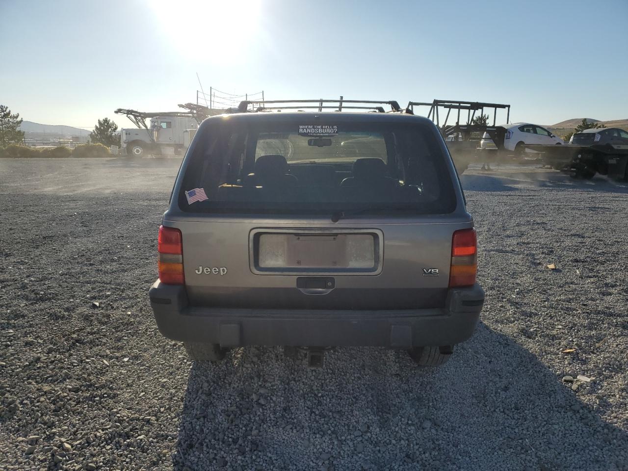 1994 Jeep Grand Cherokee Laredo VIN: 1J4GZ58Y6RC275647 Lot: 81818255