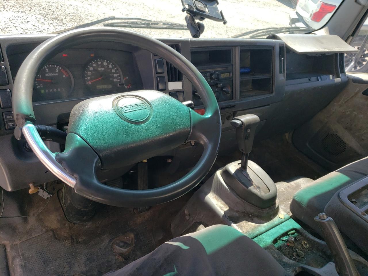 2010 Isuzu Npr - Trucks VIN: JALE5W167A7901452 Lot: 70670065