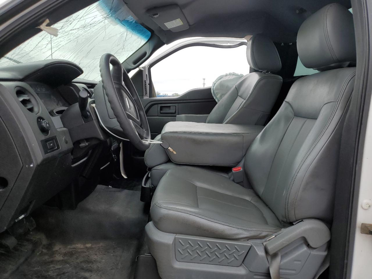 2013 Ford F150 VIN: 1FTMF1CM4DKF21298 Lot: 83977155