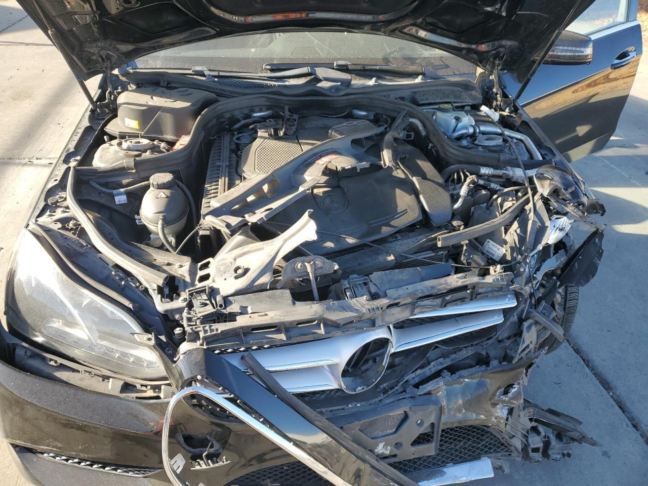 2014 Mercedes-Benz E 350 VIN: WDDHF5KB0EB017251 Lot: 71641905