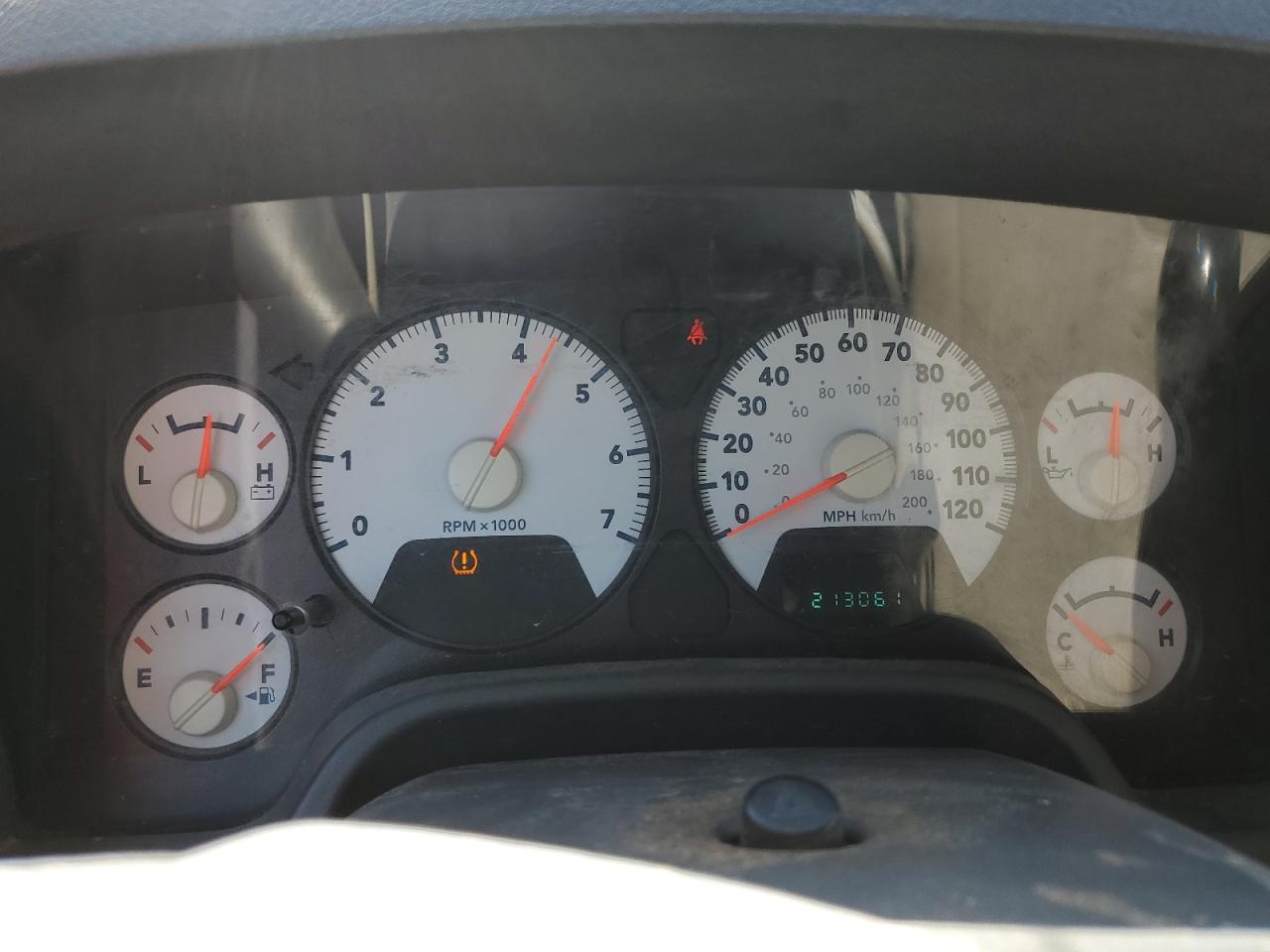 2008 Dodge Ram 1500 St VIN: 1D7HU18NX8J112975 Lot: 82035855