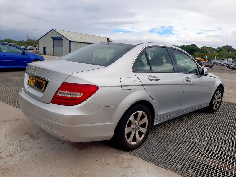 2012 MERCEDES-BENZ C180 SE BLUEEFFICIENCY C180 BLUEEFFICIENCY SE 4DR