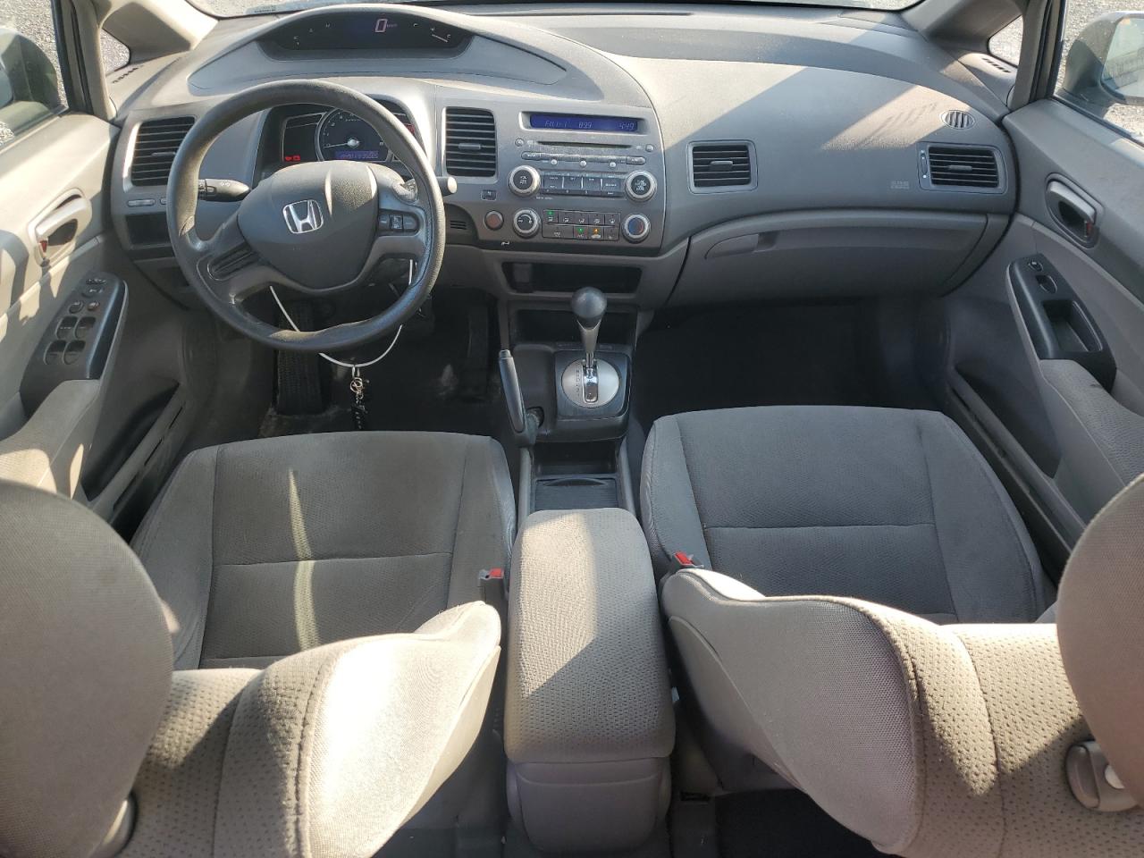 2008 Honda Civic Dx-G VIN: 2HGFA16498H118287 Lot: 81800295