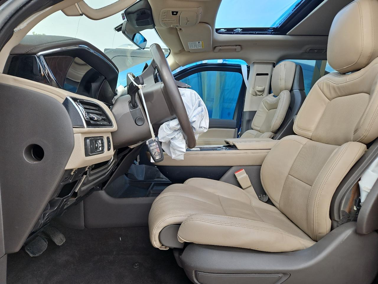 2022 Lincoln Navigator L Reserve VIN: 5LMJJ3LT3NEL15581 Lot: 81472325