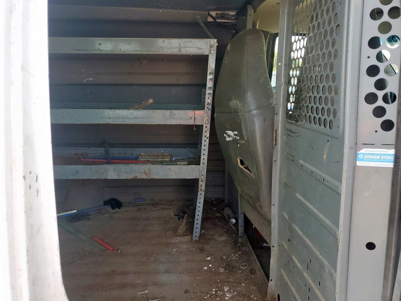 2017 Chevrolet Express G2500 VIN: 1GCWGBFF0H1222590 Lot: 81093575