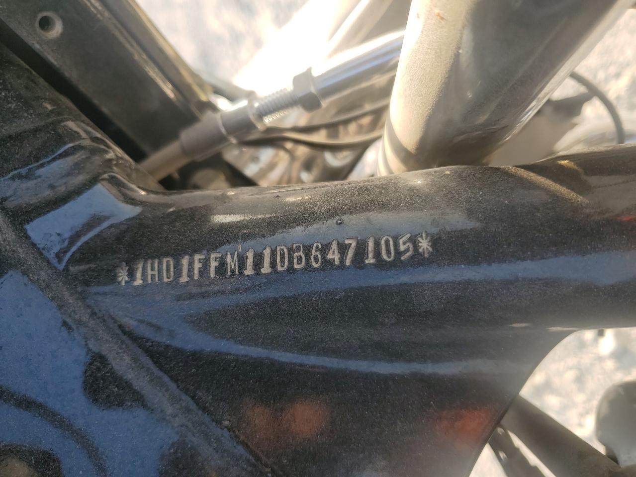 2013 Harley-Davidson Flhtc Electra Glide Classic VIN: 1HD1FFM11DB647105 Lot: 80173685