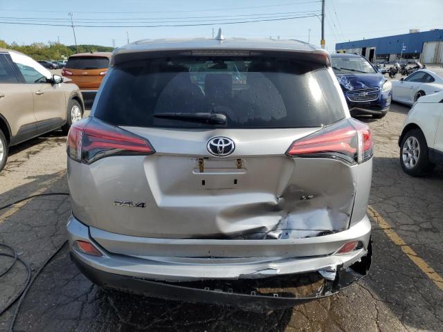  TOYOTA RAV4 2017 Серебристый