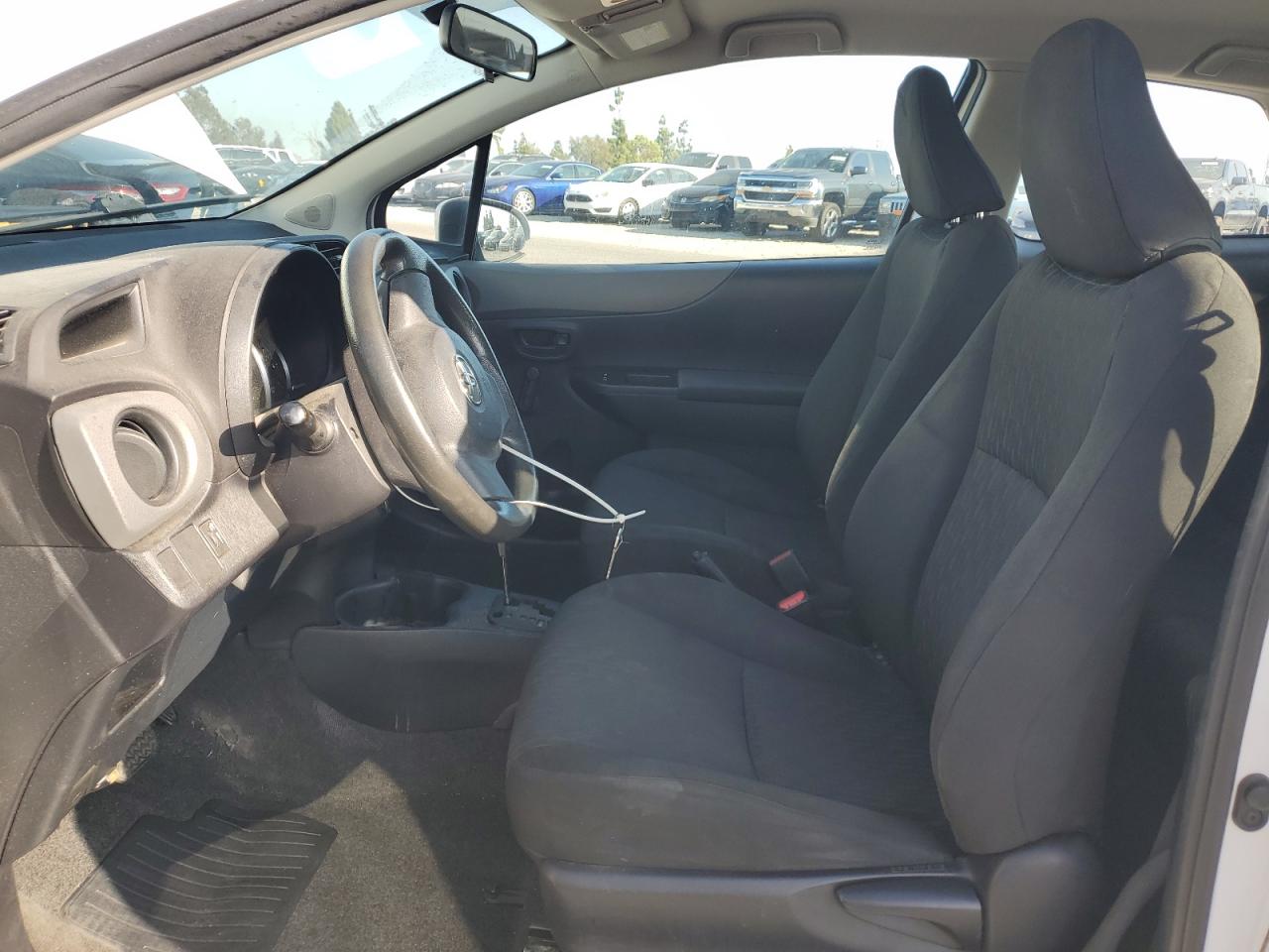 2014 Toyota Yaris VIN: VNKJTUD32EA008875 Lot: 84377075